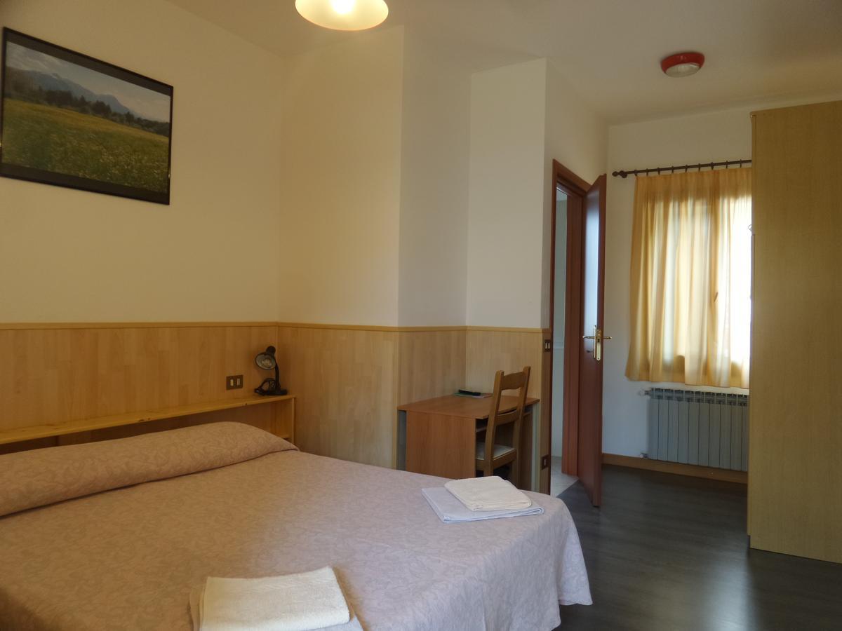 Al Fogolar Hotel Villa Santina Eksteriør billede