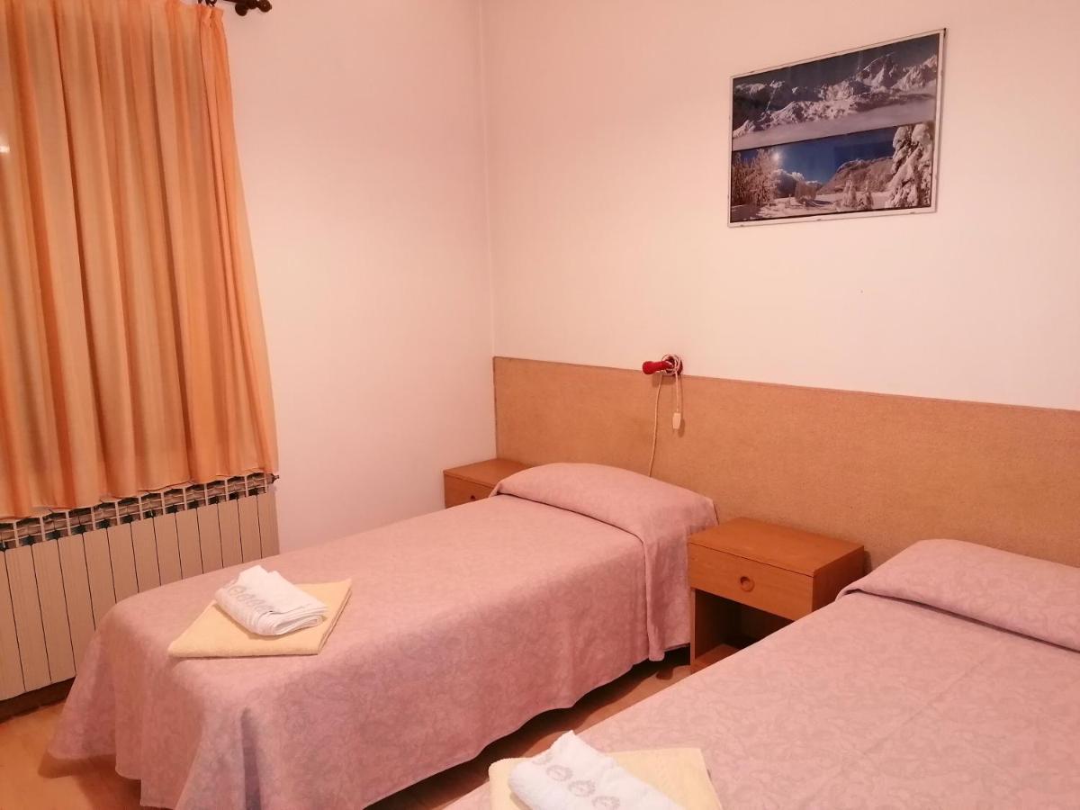 Al Fogolar Hotel Villa Santina Eksteriør billede