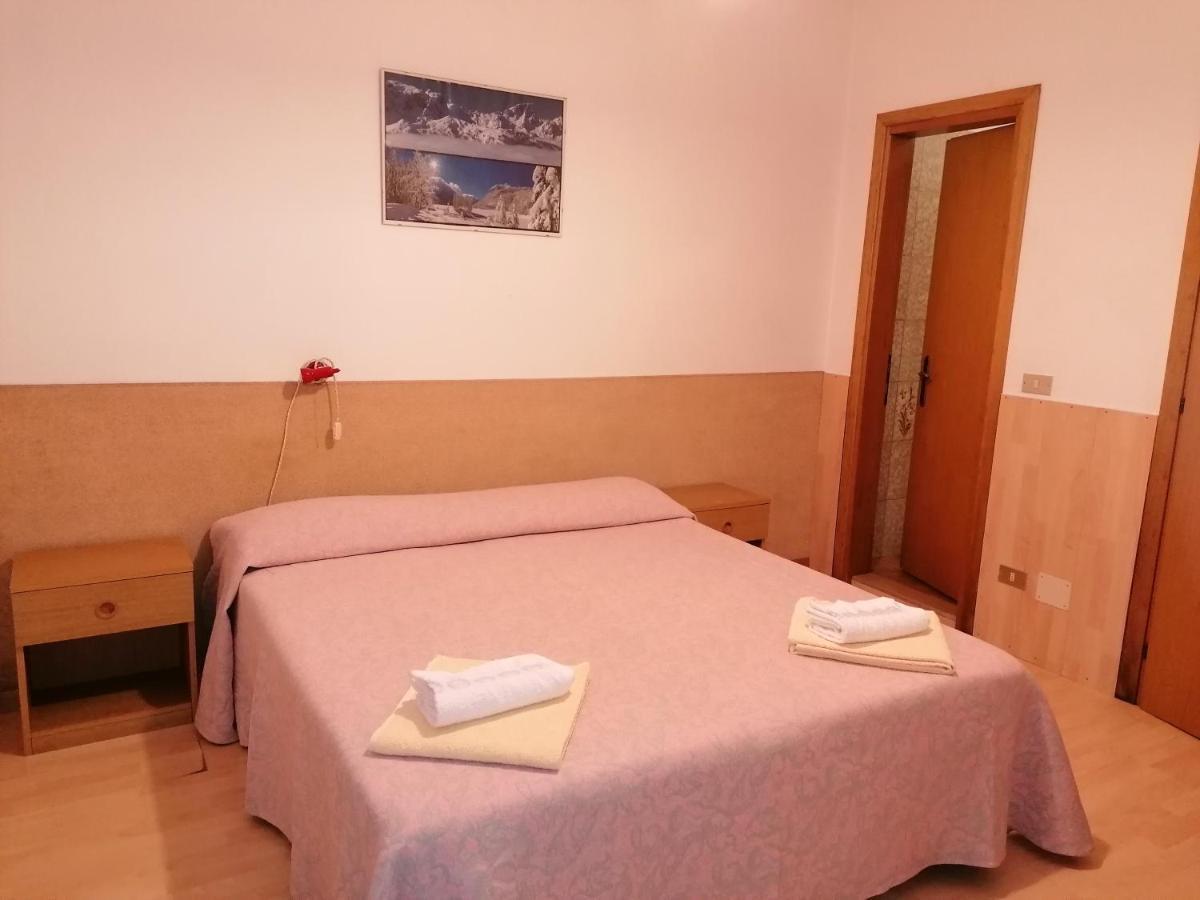 Al Fogolar Hotel Villa Santina Eksteriør billede