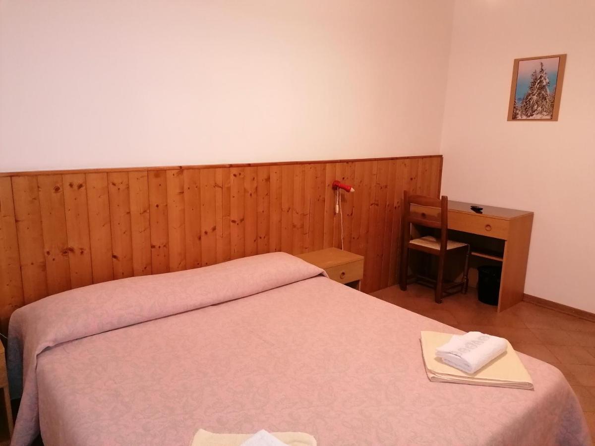 Al Fogolar Hotel Villa Santina Eksteriør billede