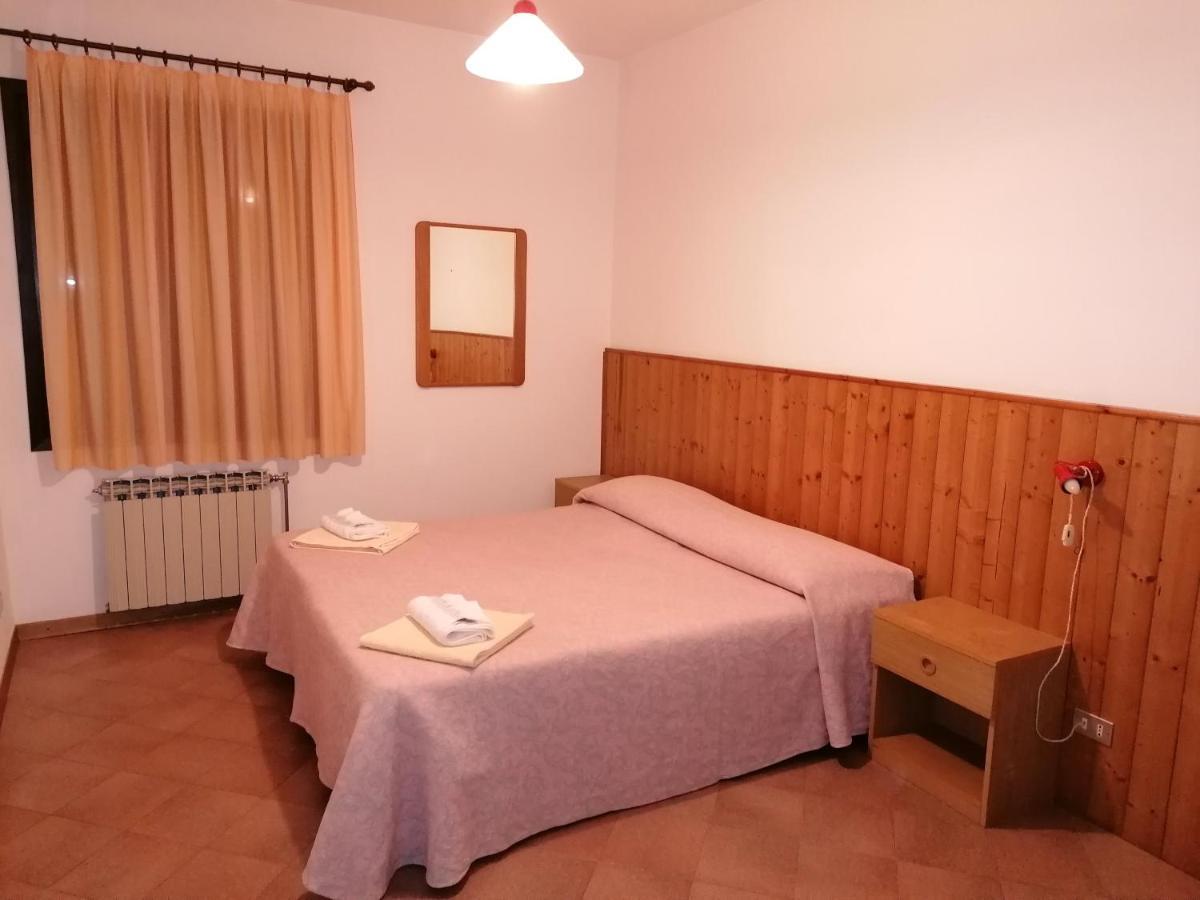 Al Fogolar Hotel Villa Santina Eksteriør billede