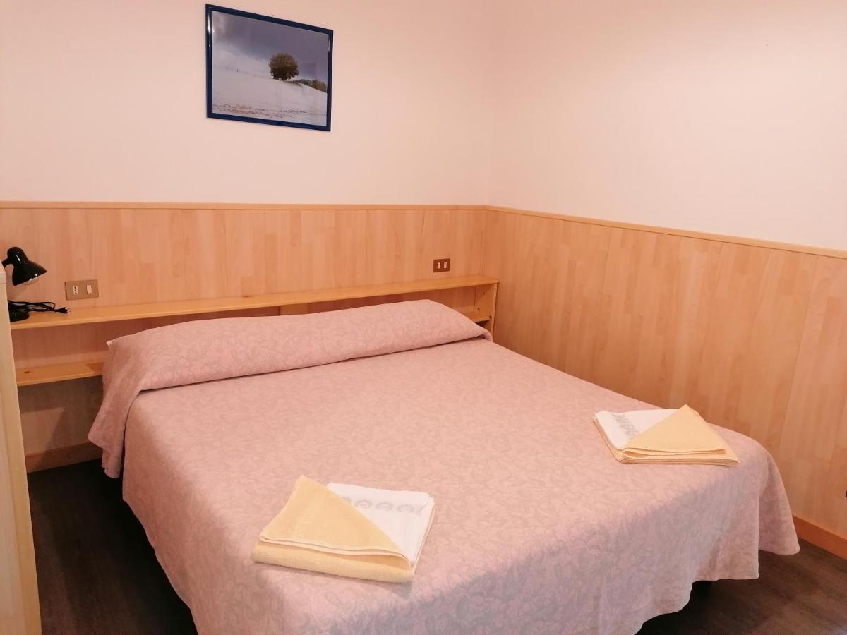 Al Fogolar Hotel Villa Santina Eksteriør billede