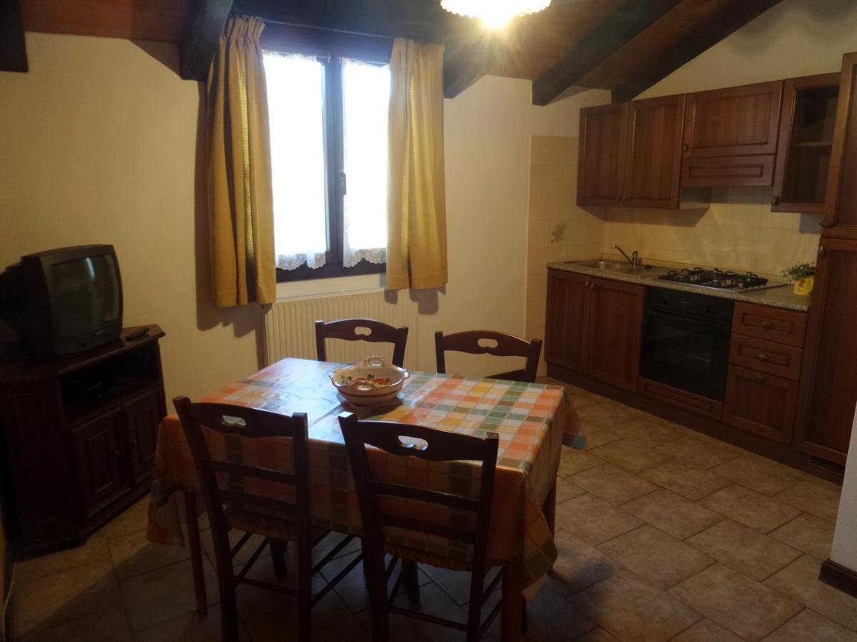 Al Fogolar Hotel Villa Santina Eksteriør billede